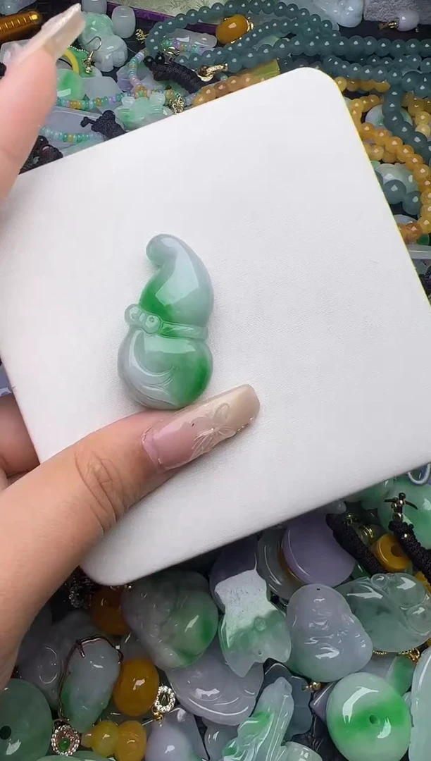 翡翠未镶嵌颈饰天然缅甸翡翠吊坠