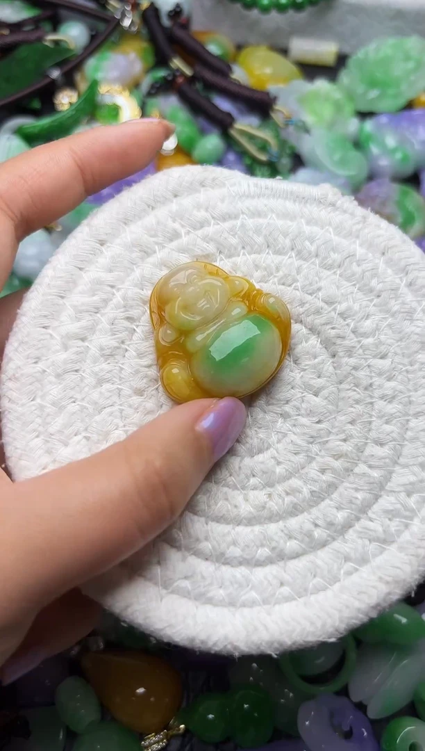 颈饰未镶嵌翡翠缅甸翡翠吊坠