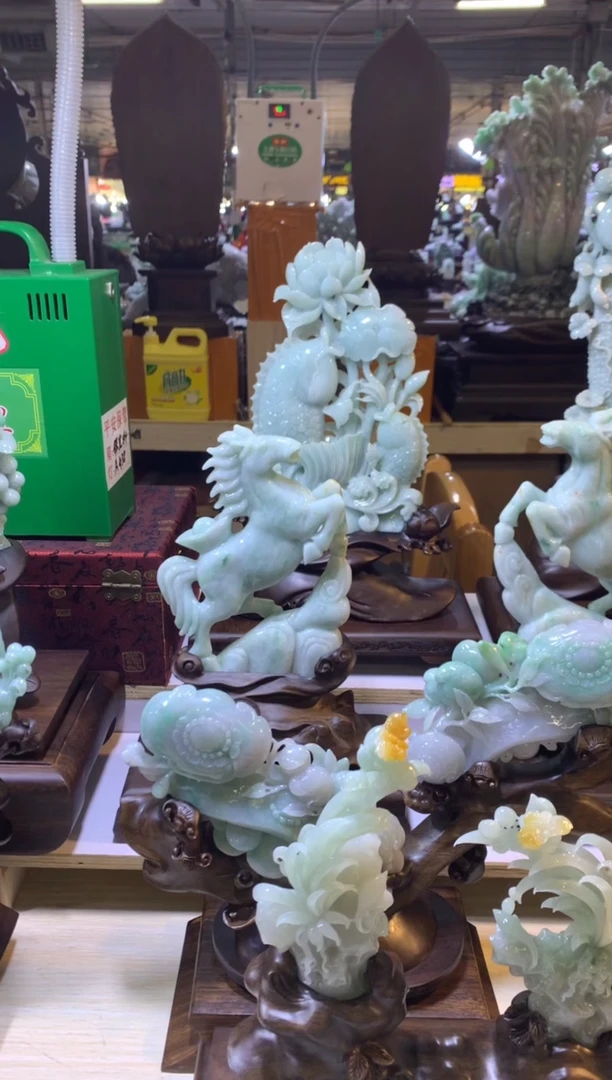 未镶嵌挂件翡翠落***情翡翠摆件