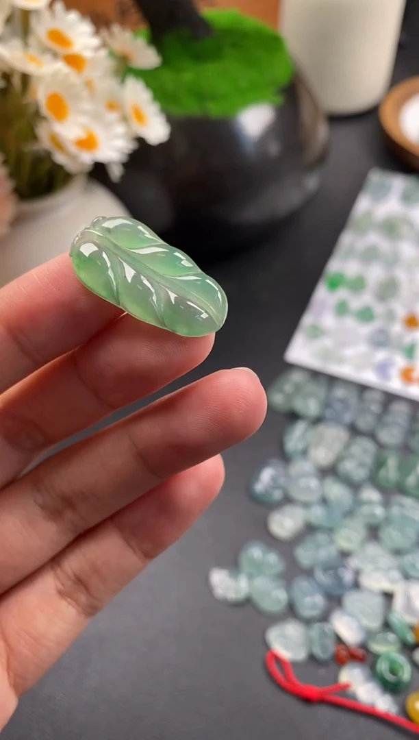 散珠翡翠晴绿叶子