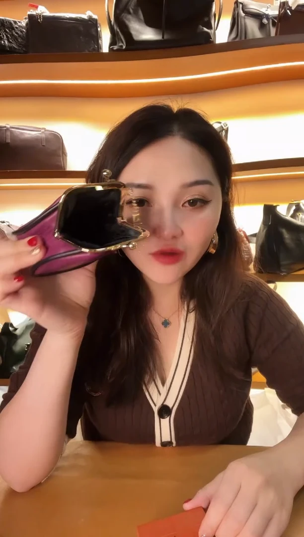 牛皮（革）高端订制时尚百搭女士手提斜跨包