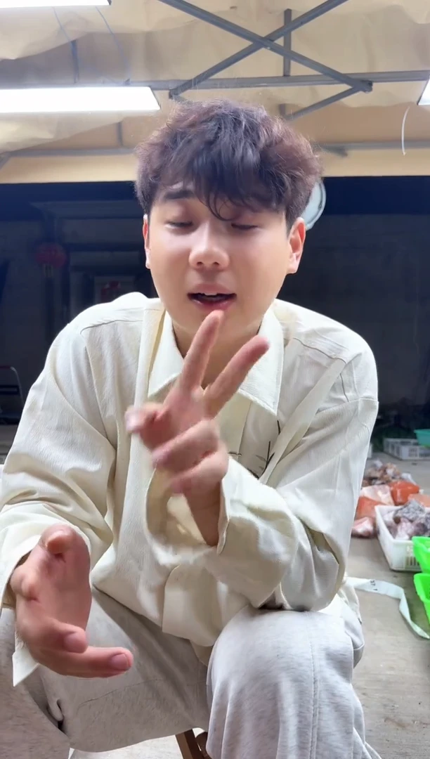 未镶嵌水晶大型摆件（非配饰）福利盲盲