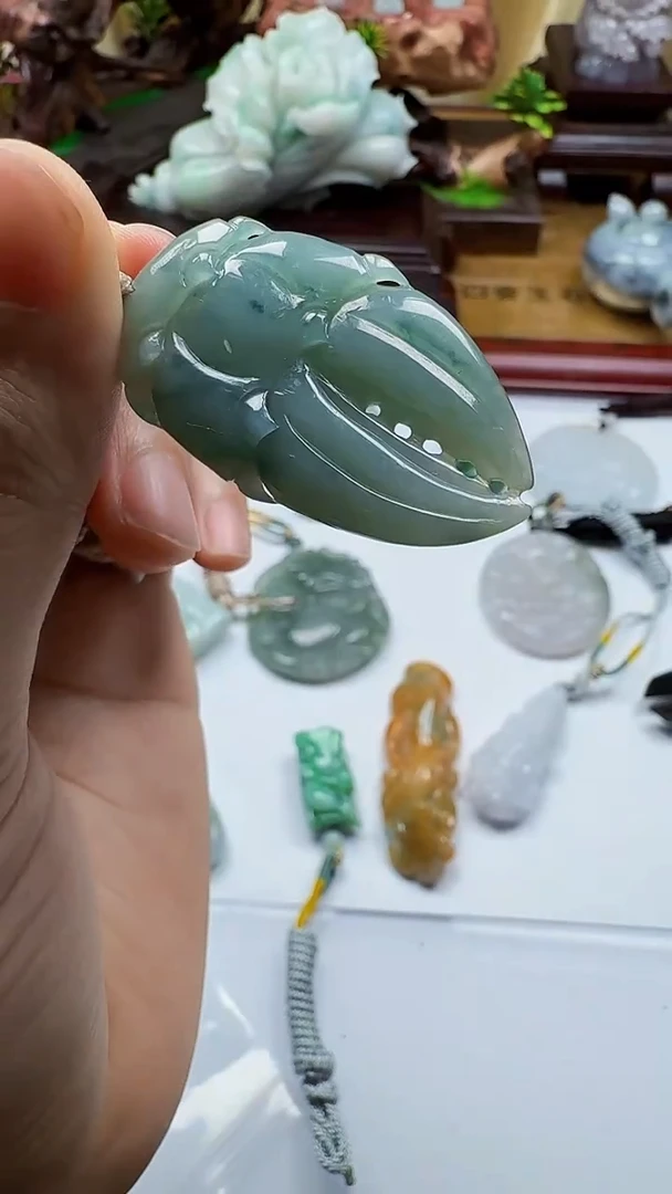 吊坠(不含链)未镶嵌翡翠1