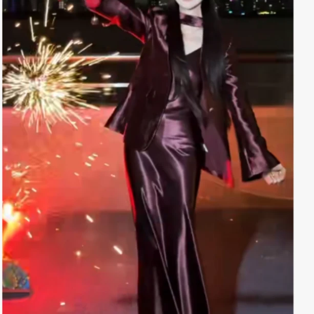 2025冬季新款潮流韩版爆款网红外套吊带裙两件套淘T0R