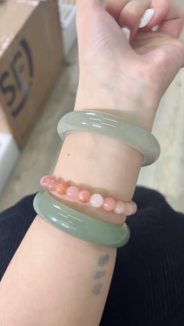 未镶嵌手镯石英质玉128-53D