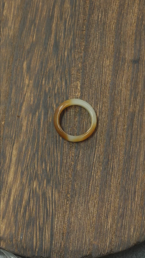 和田玉未镶嵌珠宝奇石1