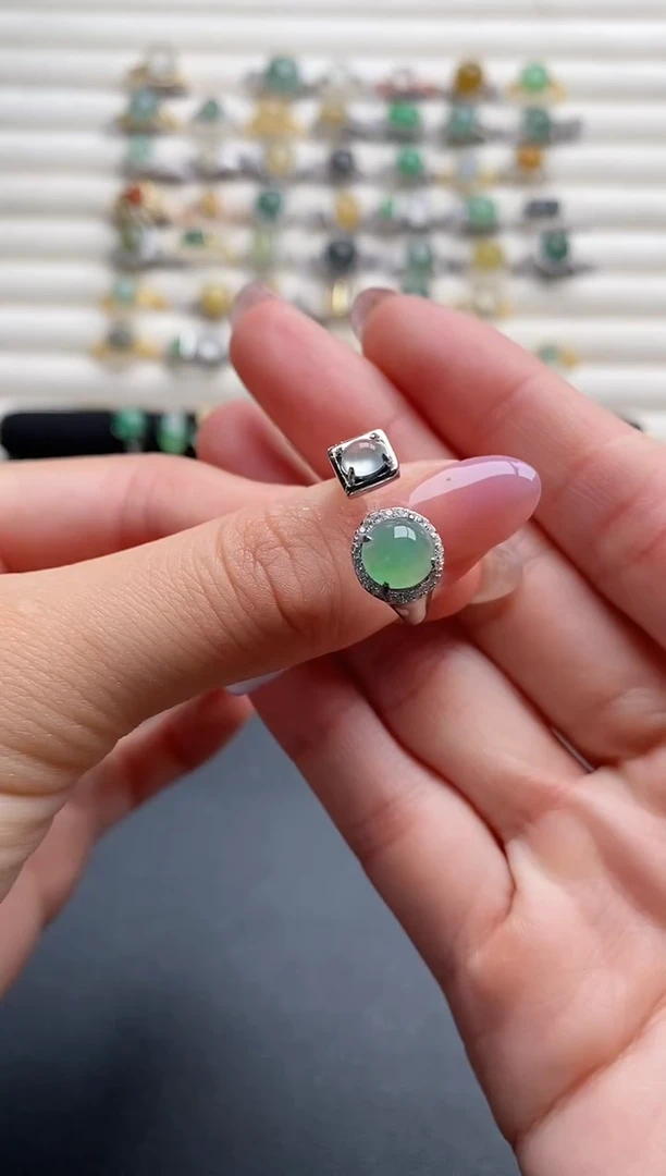 银S925镶嵌戒指翡翠3333333+6