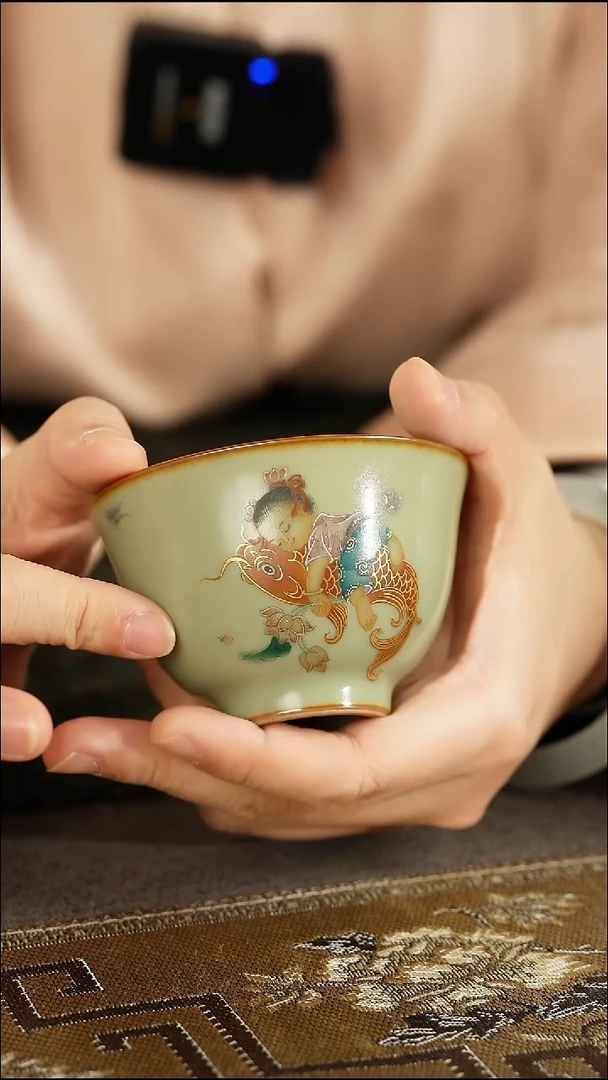 善窑厂汝窑粉青婴戏图玉茗杯