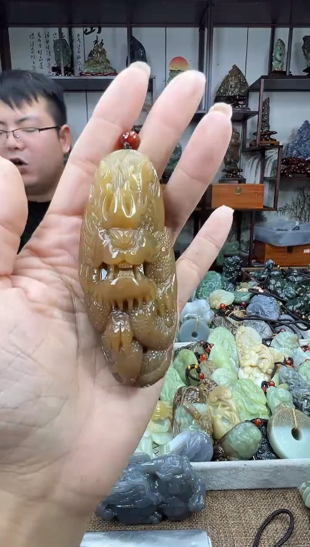 未镶嵌和田玉把件1