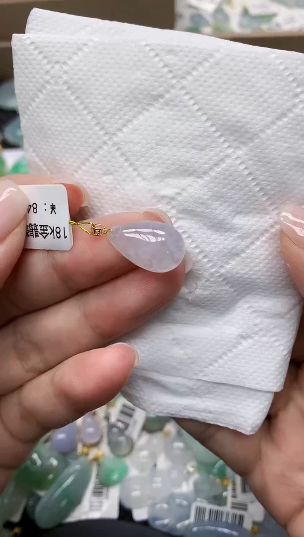 颈饰18K金镶嵌翡翠11111111111