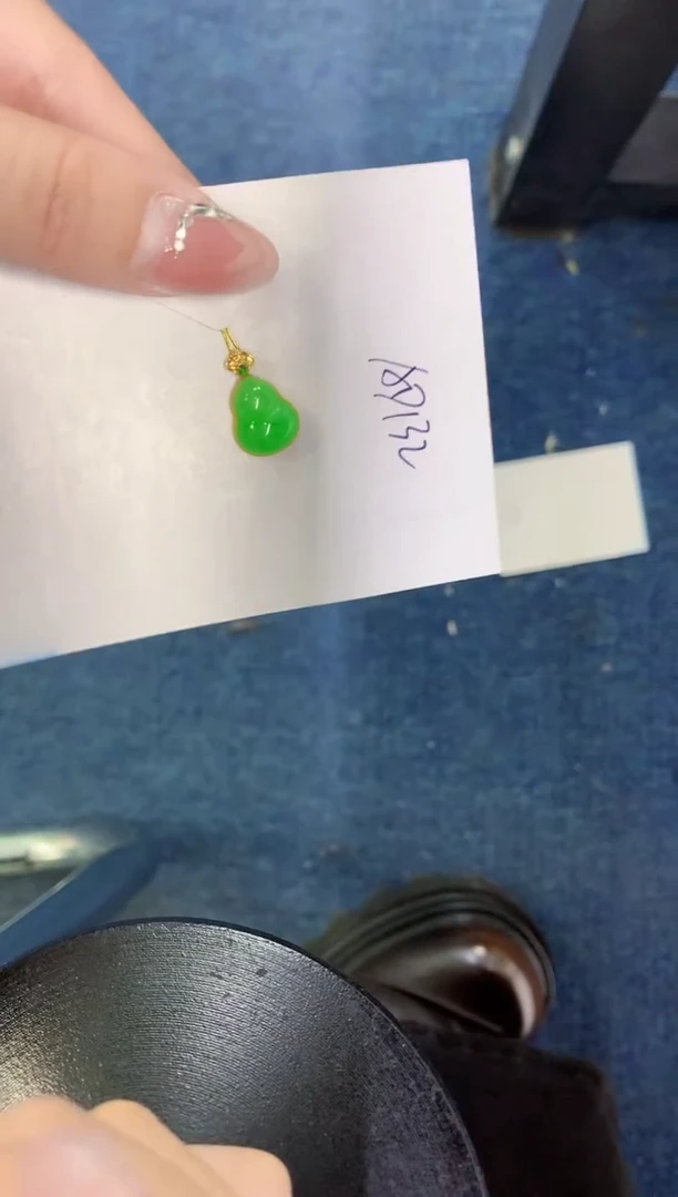 【闪购商品】翡翠颈饰18K金镶嵌000000000