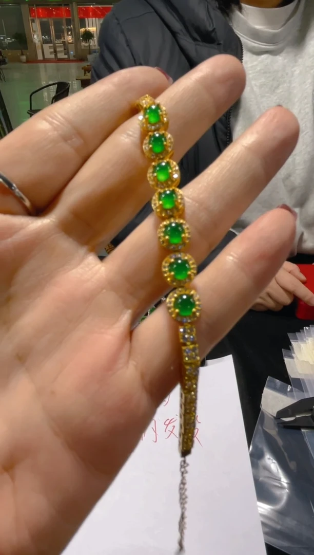 【闪购商品】翡翠戒指未镶嵌天然A货翡翠假一罚四（多样性）