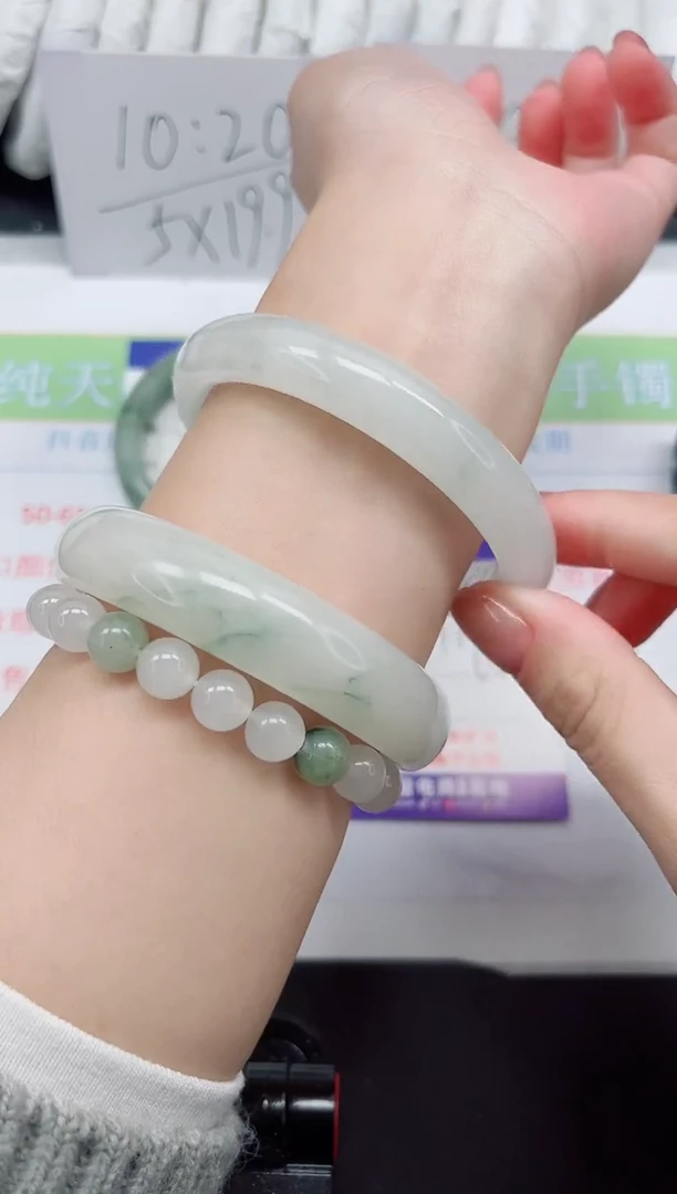 【闪购商品】石英质玉手镯未镶嵌16-60.2