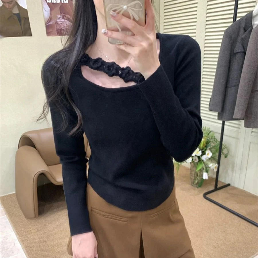 NICE圈圈、花朵挂脖高弹纯欲针织衫A210