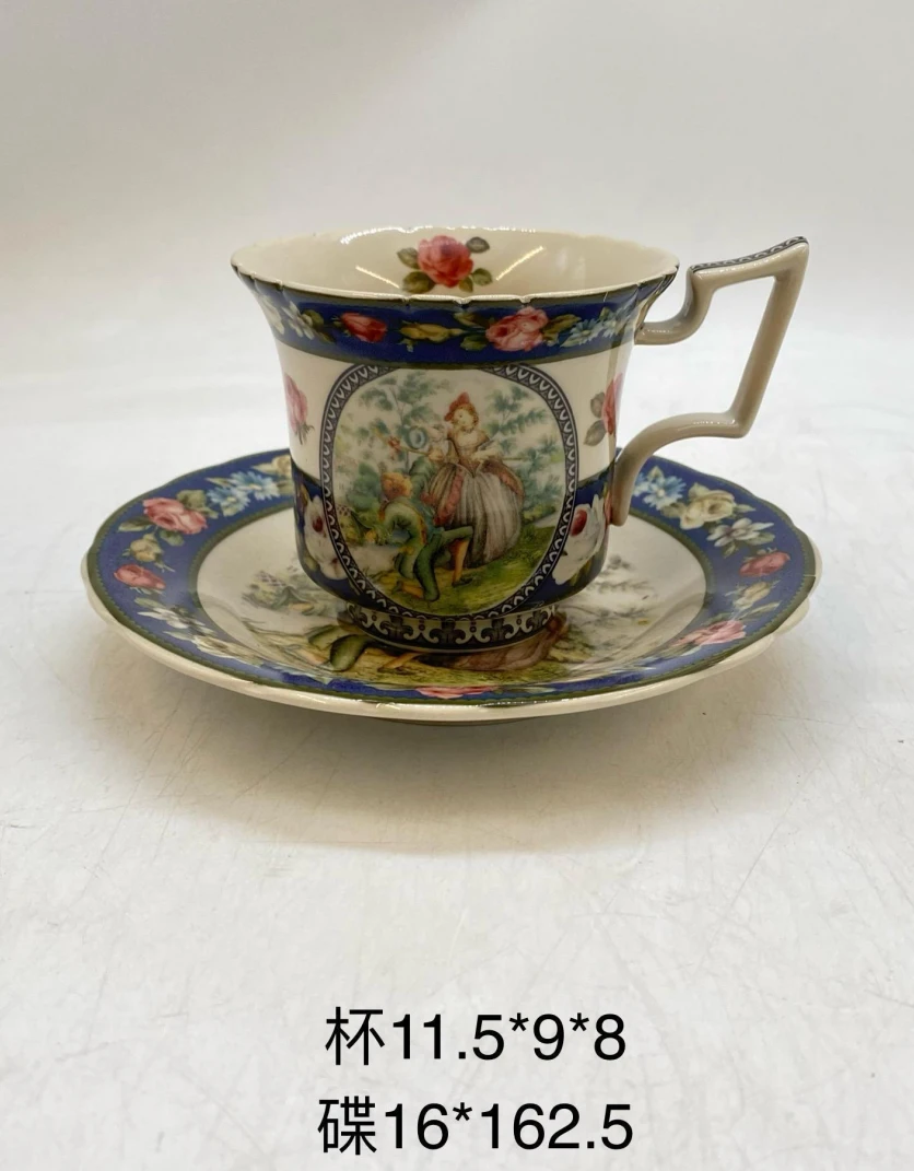 欧洲名画 cz  咖啡杯