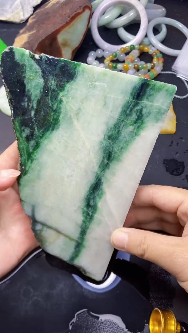 【闪购商品】翡翠颈饰未镶嵌358天然翡翠