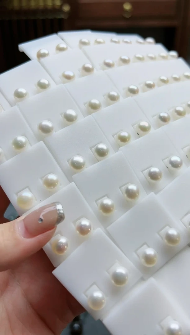 【闪购商品】淡水珍珠耳钉银S925镶嵌珍珠耳钉*2 ZD多样性发其一