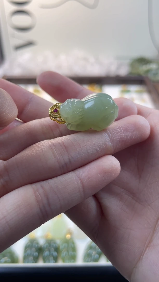 吊坠(不含链)银S925镶嵌和田玉貔貅