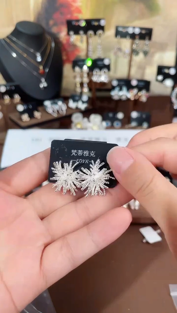 铜合金合成立方氧化锆925银梵1493