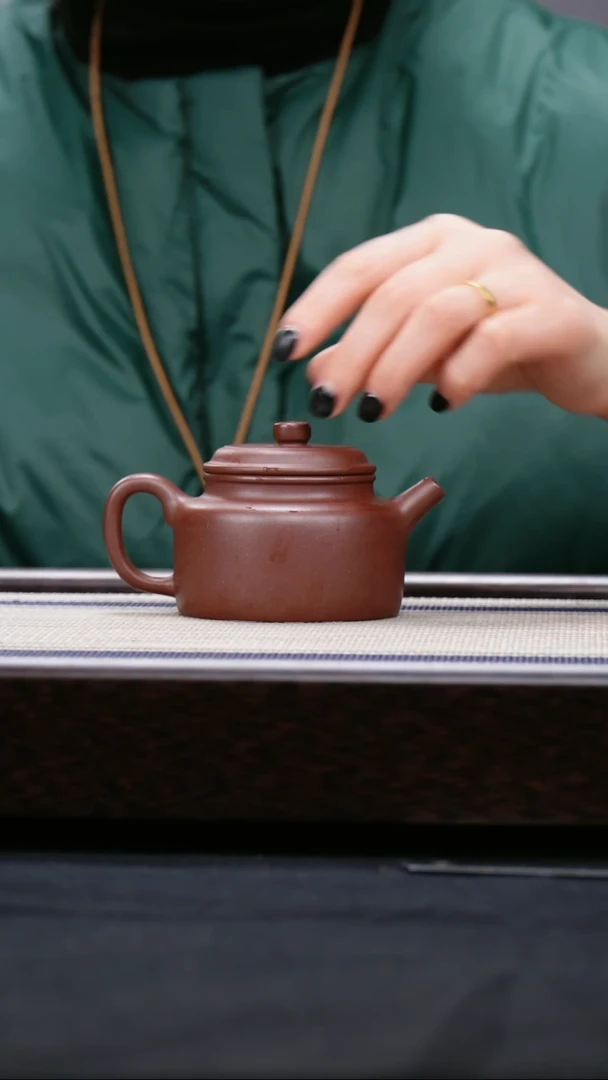 【闪购商品】紫砂茶壶三号井地槽 小德钟