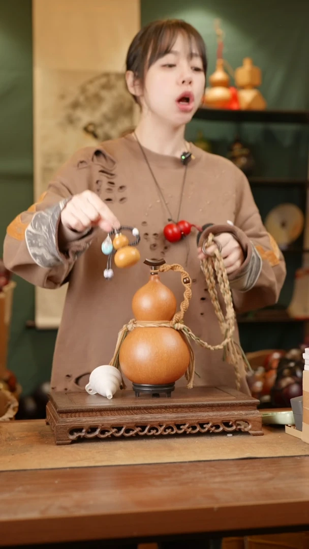 169号精品天然大漆酒葫芦一物一拍~