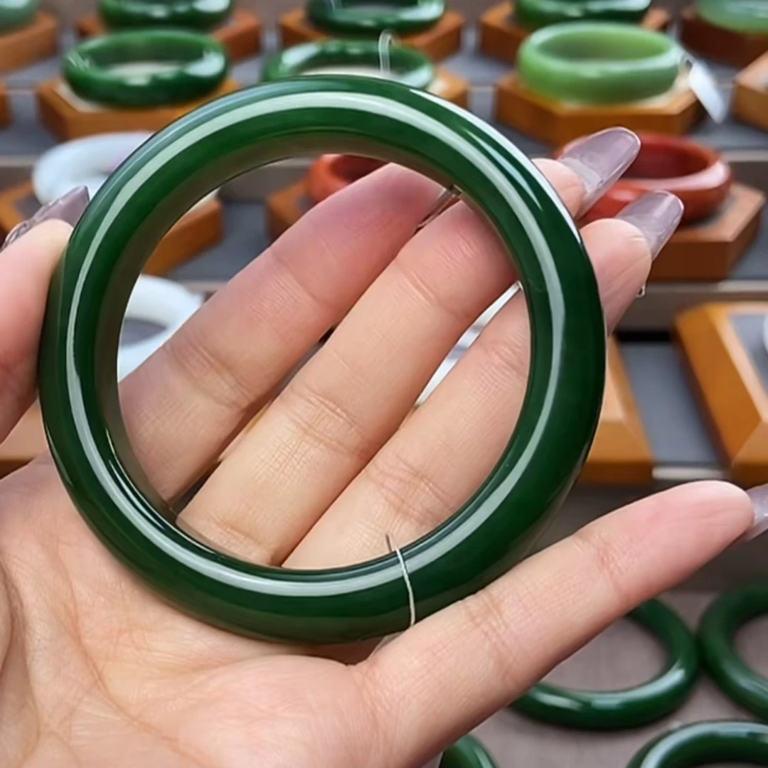 【君君推荐】高端收藏级碧玉手镯25122707Q