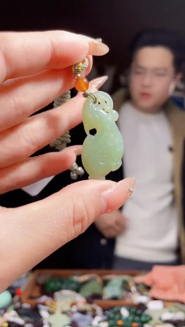 【闪购商品】和田玉颈饰未镶嵌拍一发一