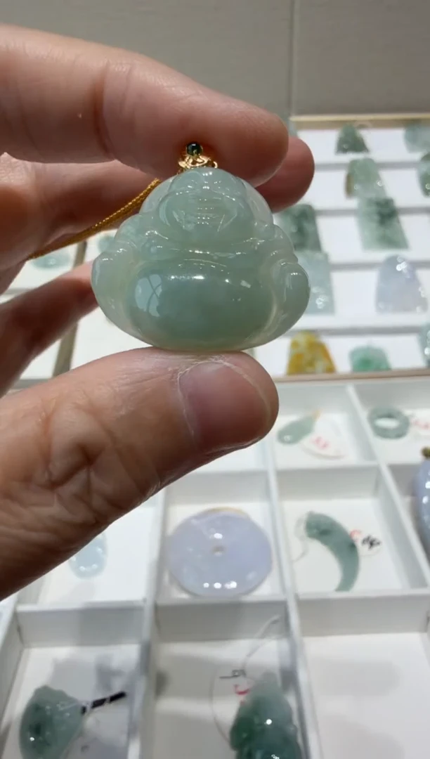 18K金镶嵌挂件翡翠A货翡翠多样性孤品