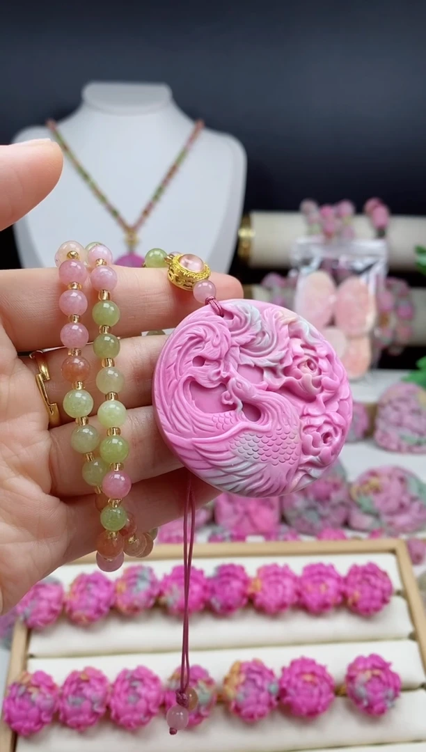 【闪购商品】凤穿牡丹圆牌吊坠