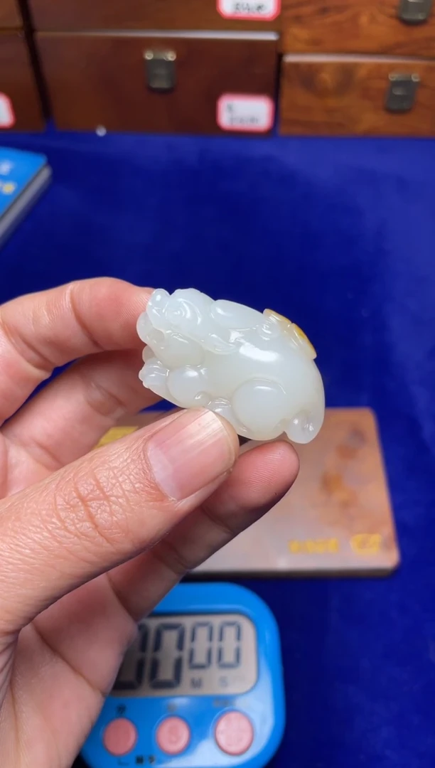 未镶嵌和田玉挂件李* 和田玉