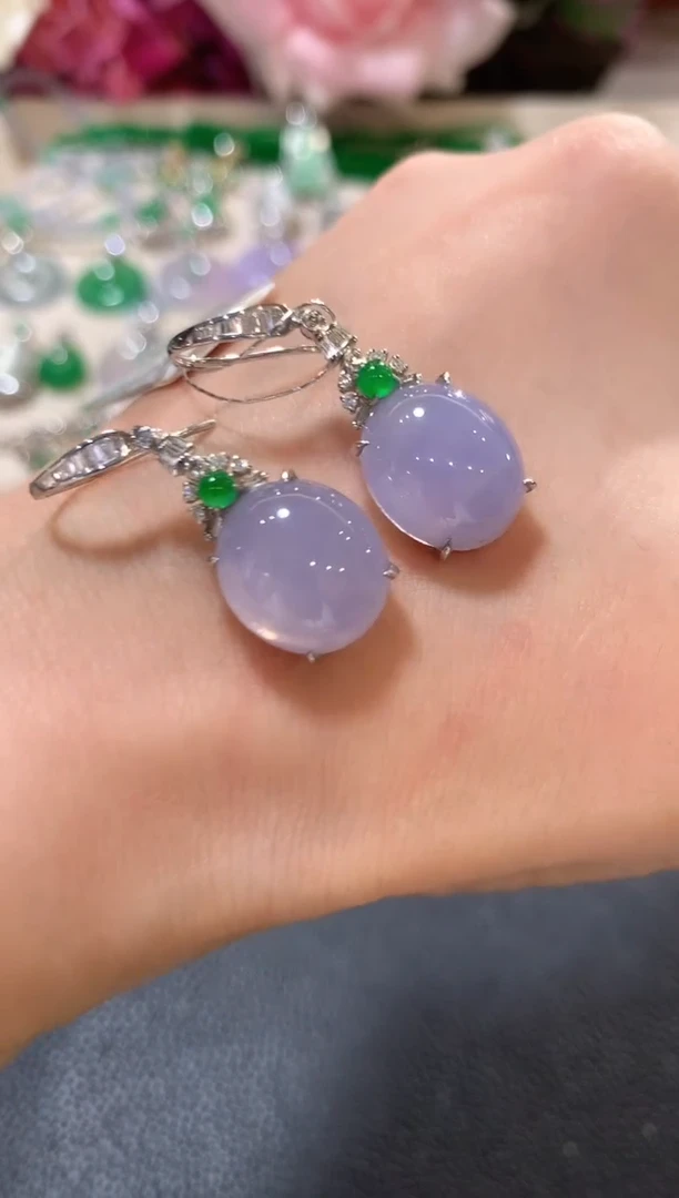 18K金镶嵌翡翠耳饰z126紫色有色差