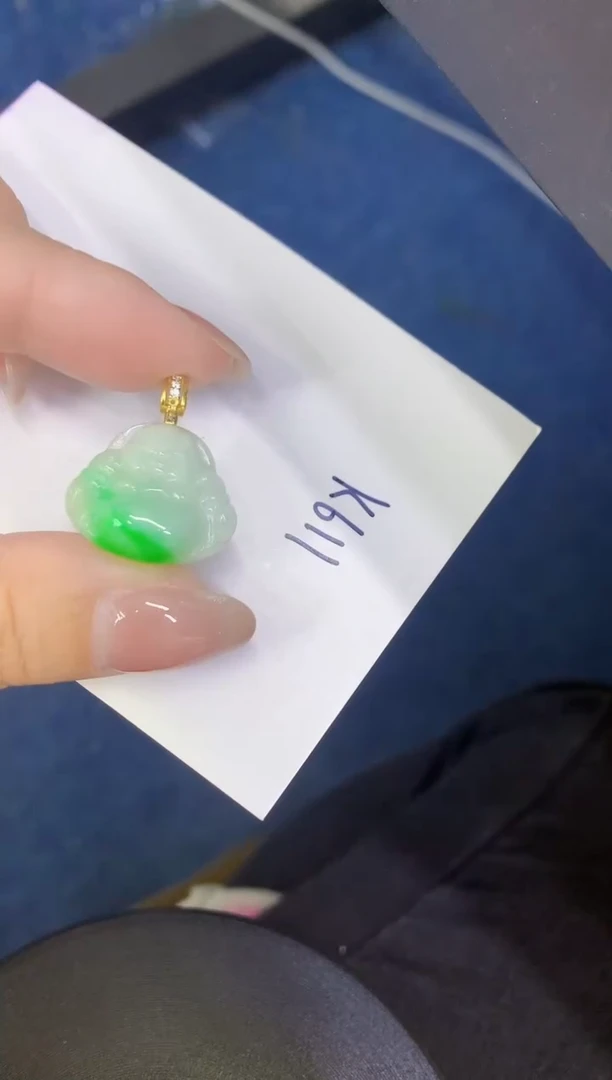 颈饰未镶嵌翡翠缅甸天然翡翠A货