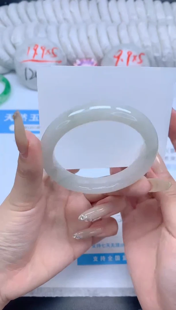 石英质玉手镯未镶嵌K101-54.3