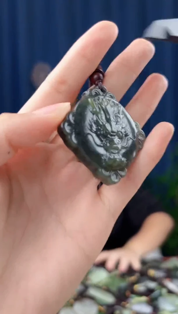 未镶嵌和田玉挂件拍一发一