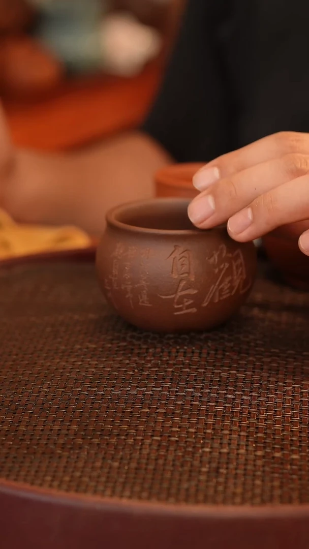茶壶紫砂杯子雕随机