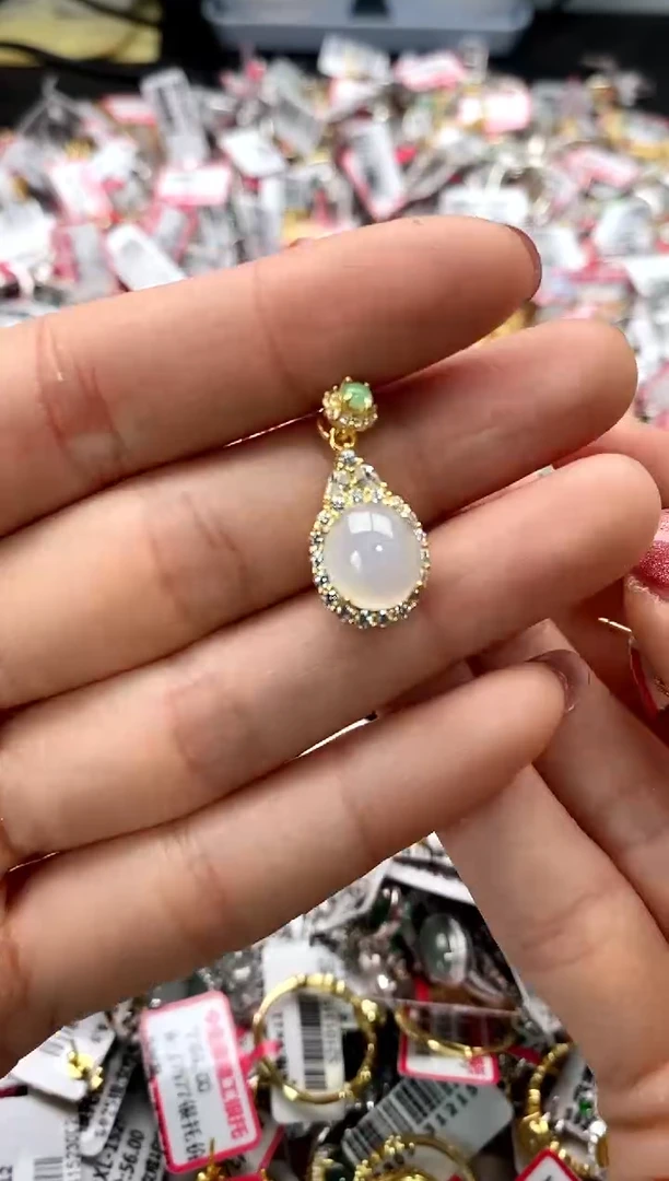 【闪购商品】翡翠戒指银S925镶嵌555555     0