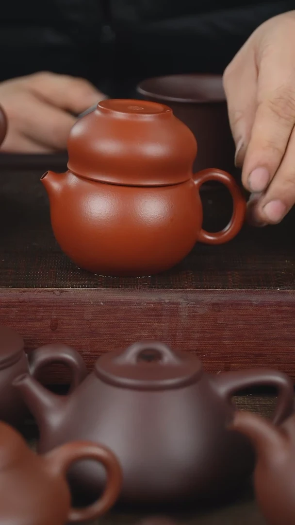 【闪购商品】紫砂茶壶周益平朱泥西施加5朱泥杯