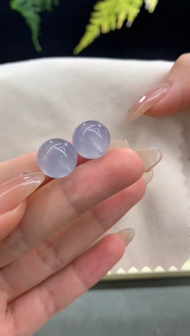 散珠翡翠一对卡12.5/12.7