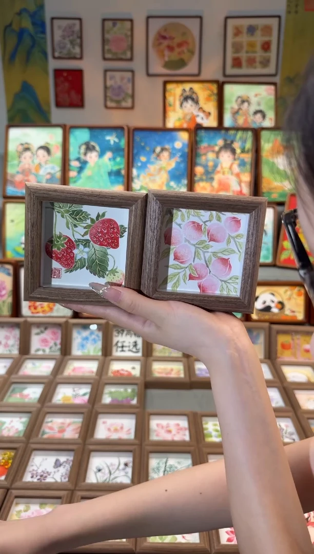 国画小草莓 桃气满满 一组11