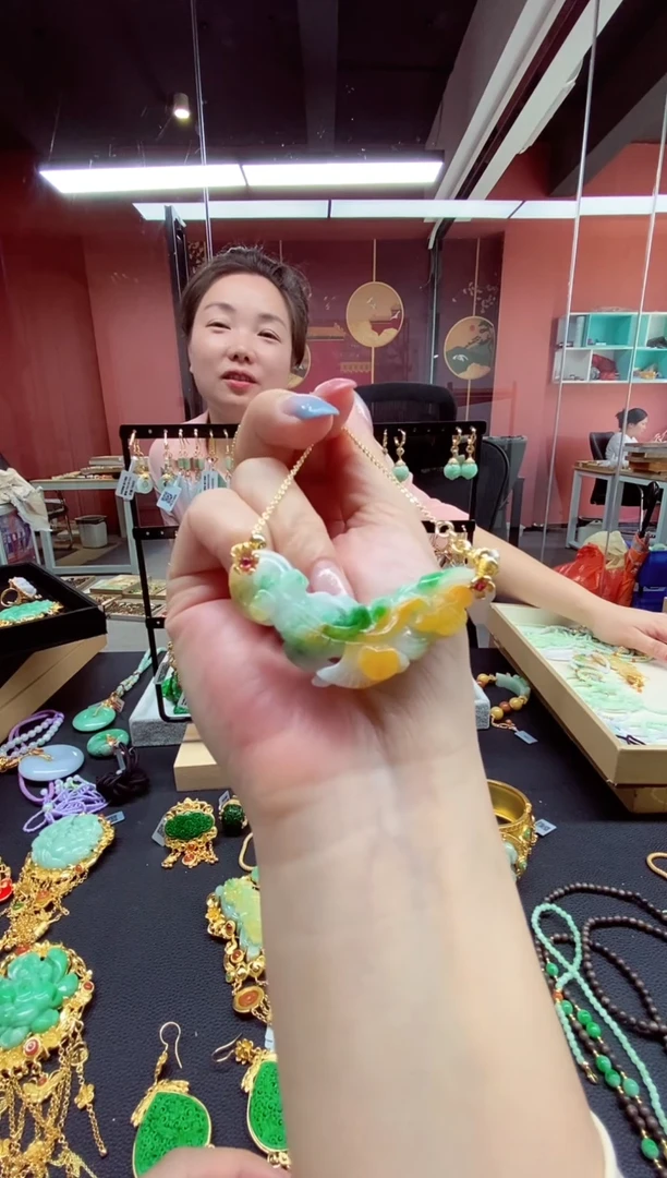 颈饰未镶嵌翡翠翡翠吊坠