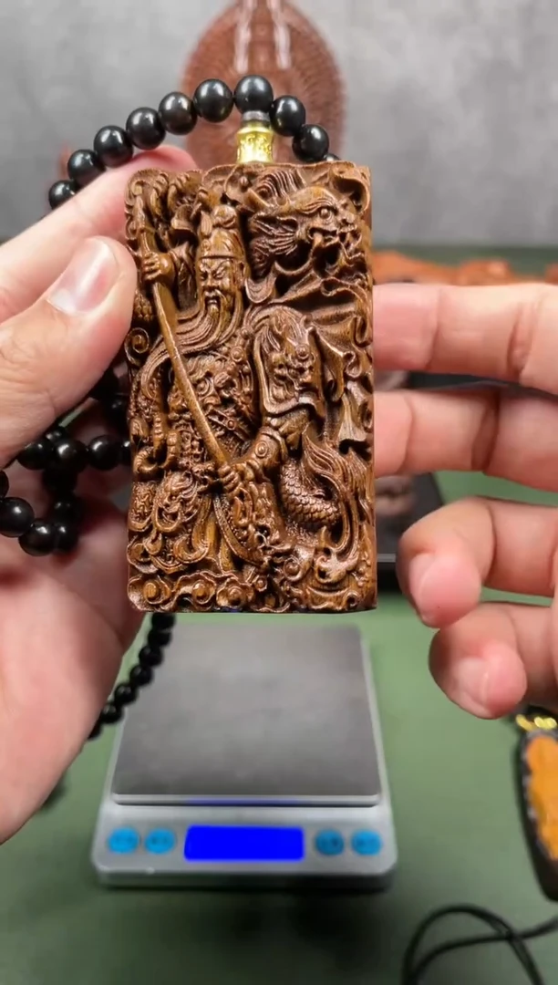 贡木新品95牌横刀关公赠送108颗