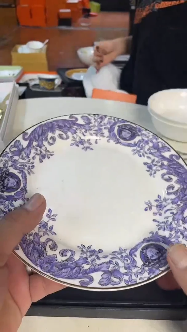 杯鸿辉家品牌瓷器，京东包邮！