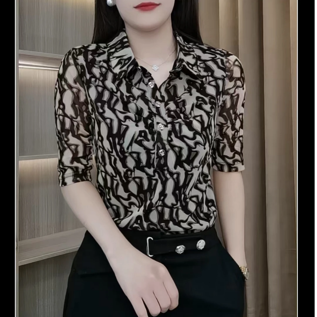 夏季洋气衣服女时尚遮肉显瘦上衣女装减龄翻领中袖衬衫333