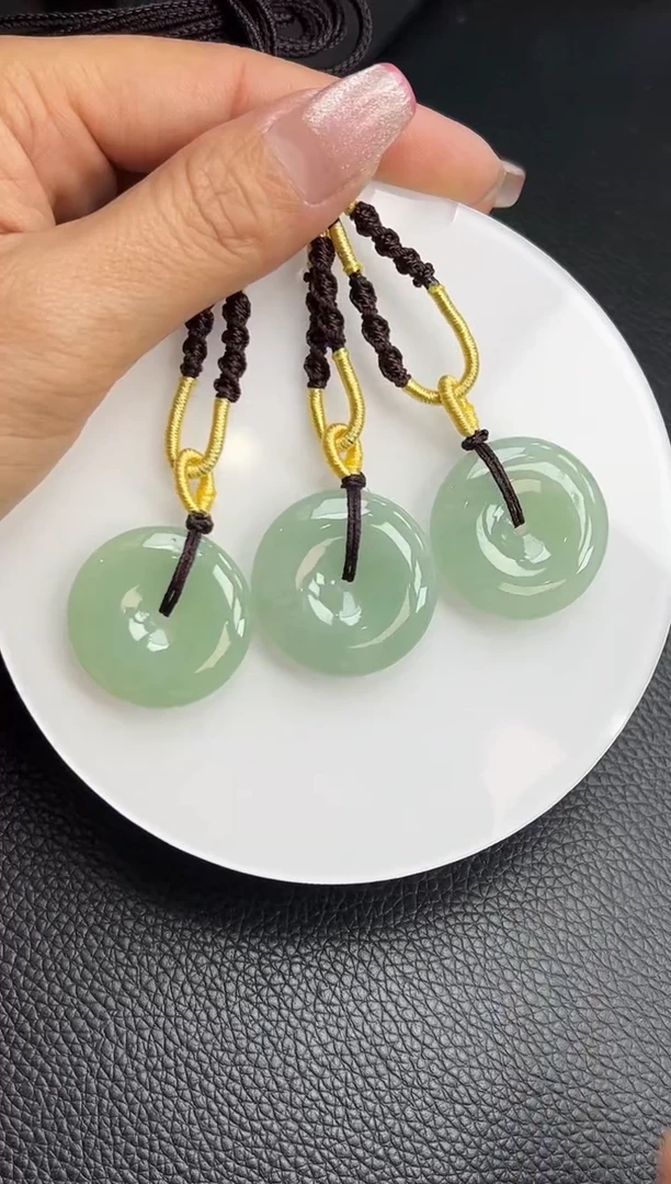 【闪购商品】翡翠颈饰未镶嵌YM966 平安扣多样性发一