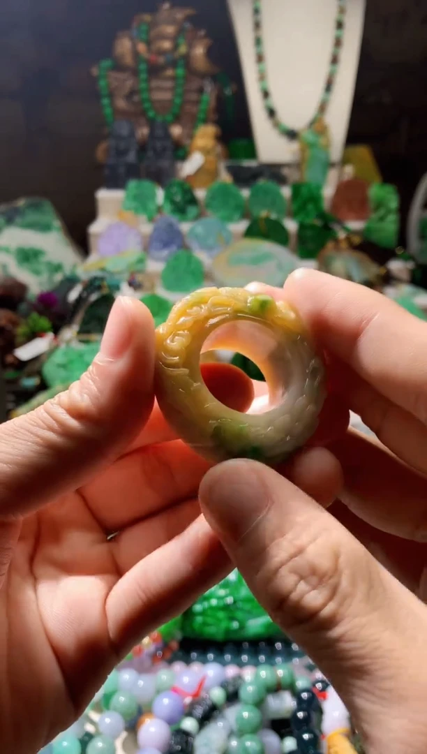 颈饰未镶嵌翡翠天然A货翡翠21.5圈口