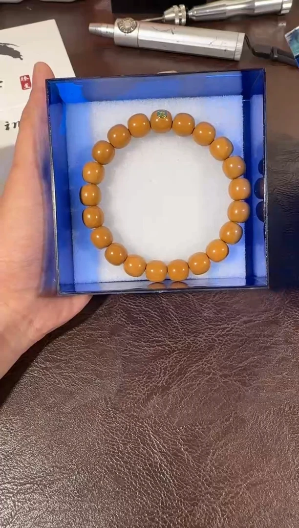 猴头核桃吊坠fanjin