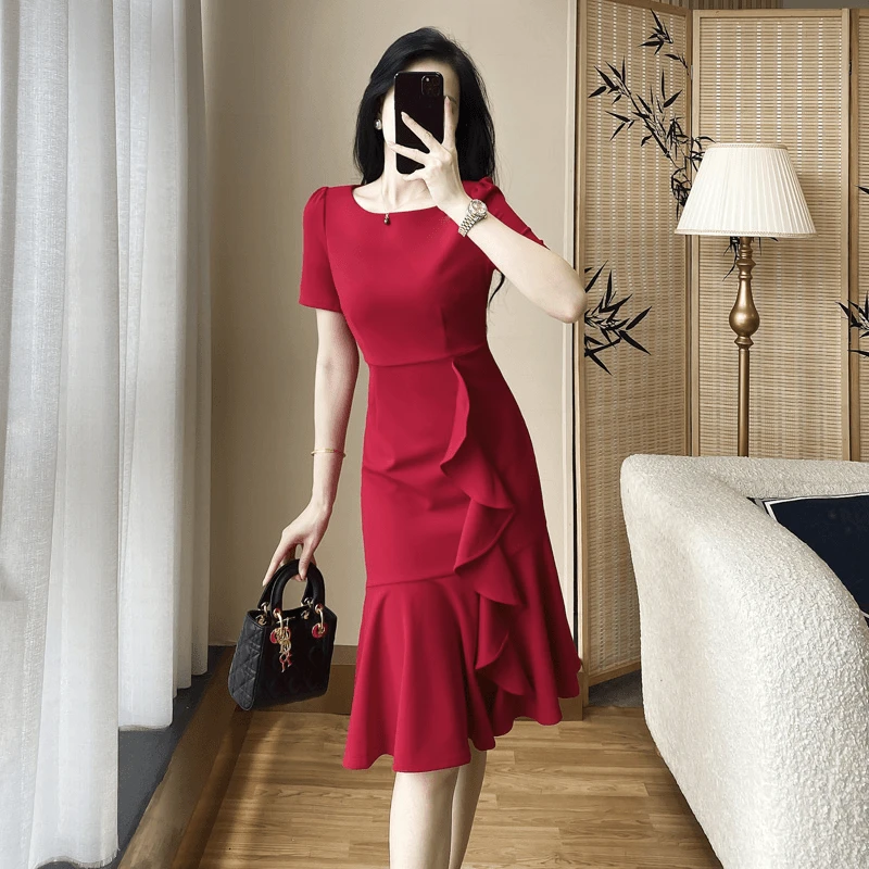 红色轻奢小众高档感御姐女装连衣裙夏季时尚修身气质拼接短袖裙子