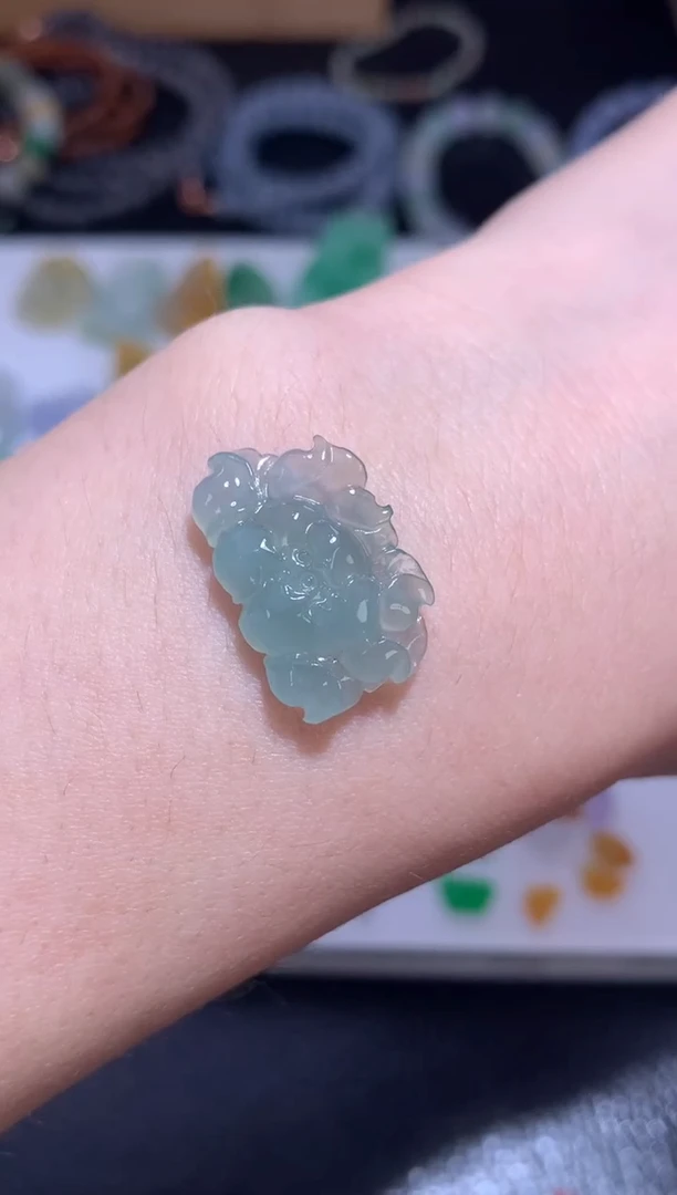定制翡翠未镶嵌毛货