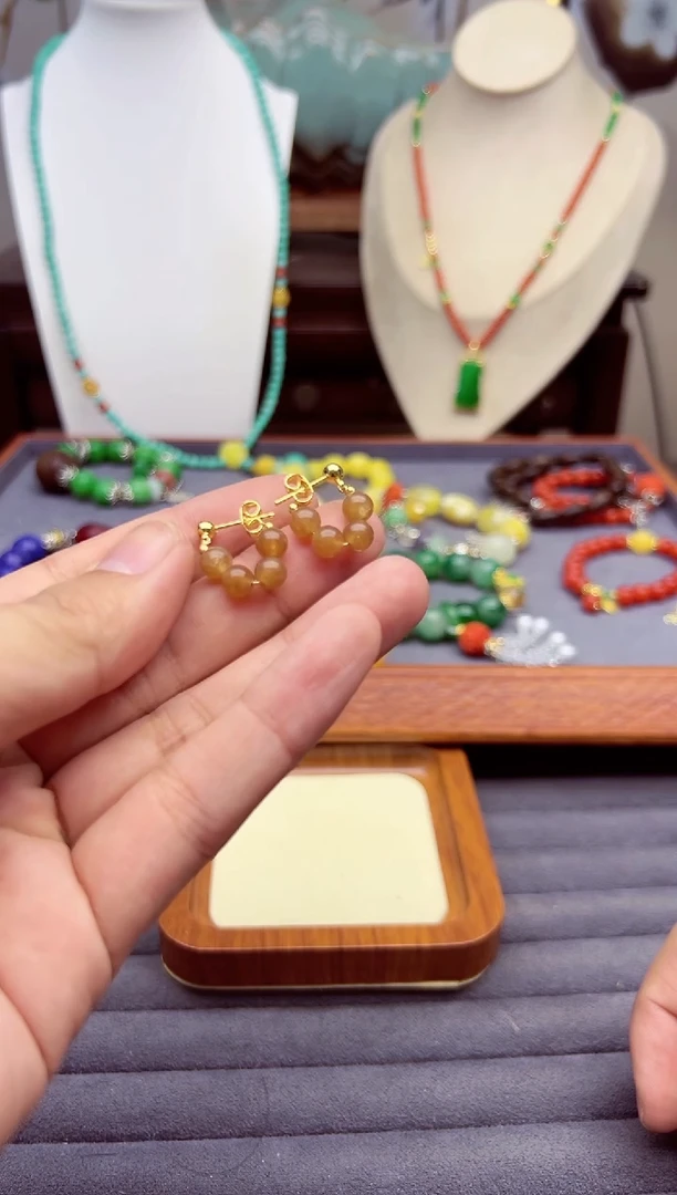 【闪购商品】和田玉耳饰14K金镶嵌e70``````