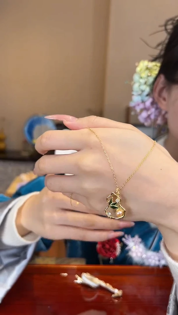 刺绣苏绣世家非遗手工（项链）